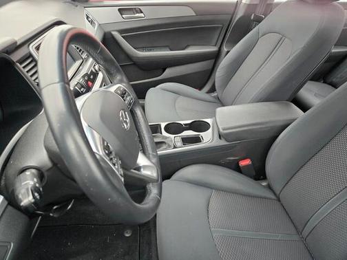 2018 Hyundai SONATA SEL