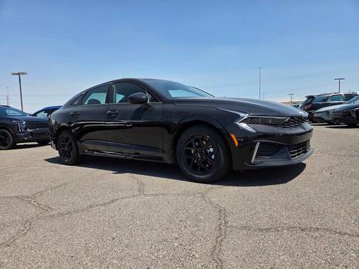 2026 Kia K5 LXS