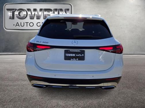 2025 Mercedes-Benz GLC 300 Base