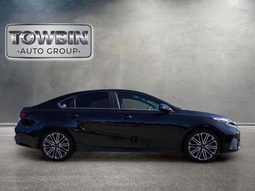 Black 2023 Kia Forte GT