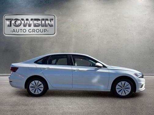 Pure White 2019 Volkswagen Jetta 1.4T S