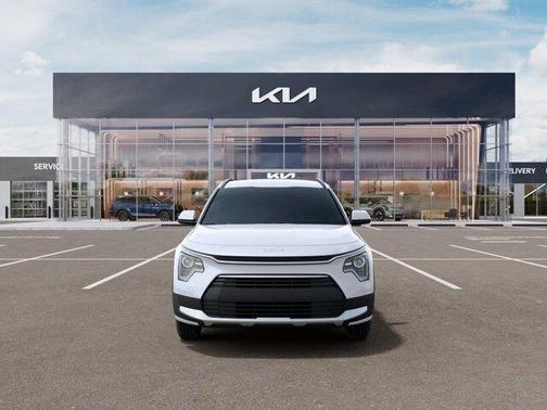 White 2026 Kia Niro LX