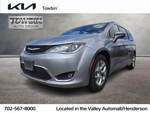 2017 Chrysler Pacifica Touring-L
