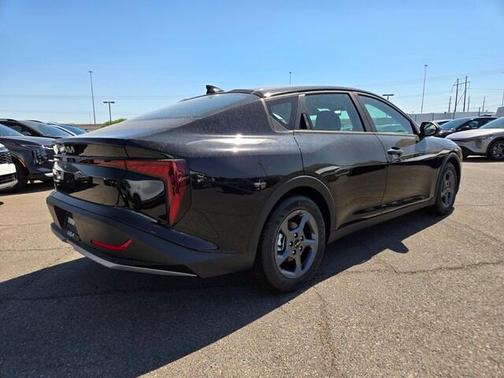 2025 Kia K4 