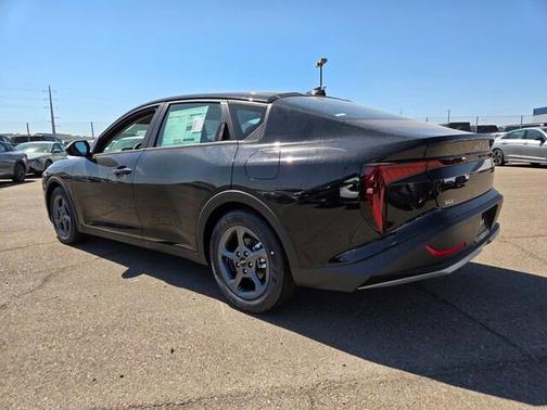 2025 Kia K4 
