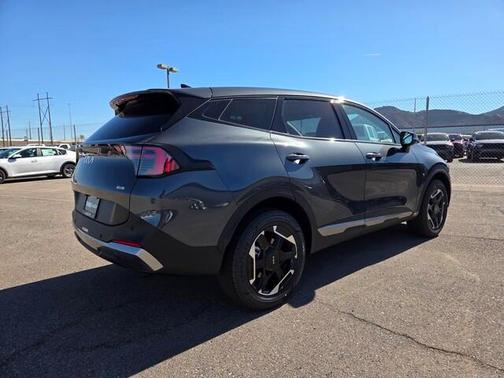 2026 Kia Sportage Hybrid S