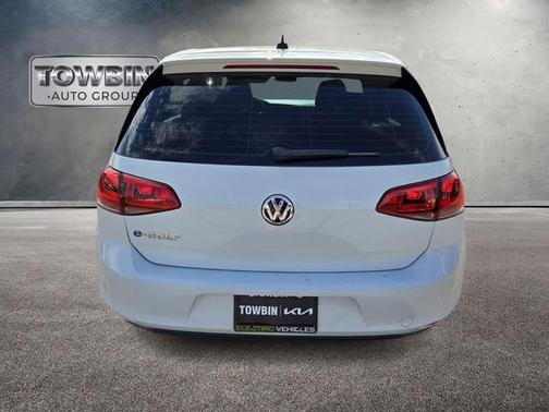 2016 Volkswagen e-Golf SE