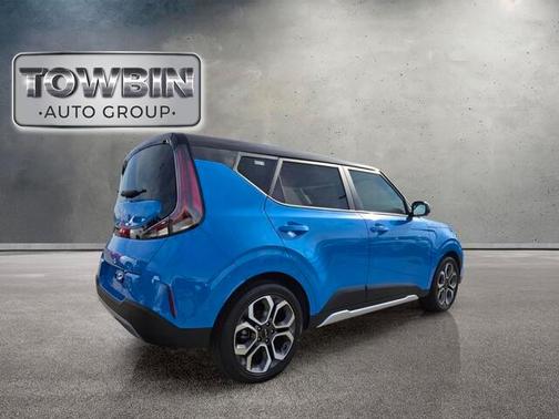 Blue 2025 Kia Soul EX
