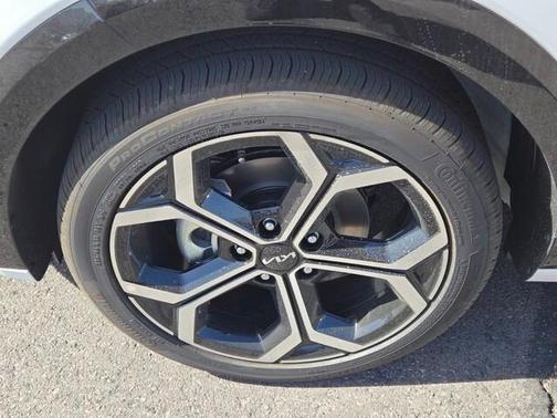 2025 Kia Niro SX Touring