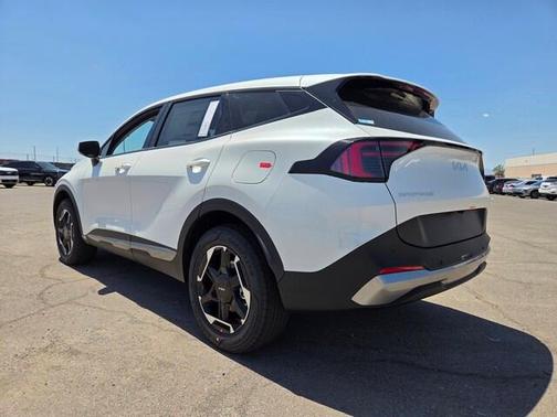 White 2026 Kia Sportage Hybrid S