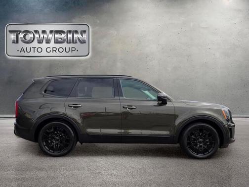 Green 2021 Kia Telluride SX