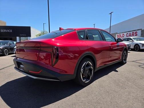 2025 Kia K4 EX