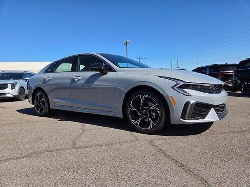2026 Kia K5 GT-Line