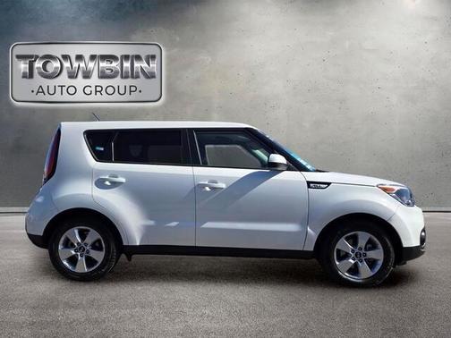 White 2019 Kia Soul Base