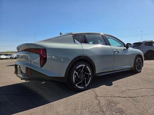 2025 Kia K4 GT-Line