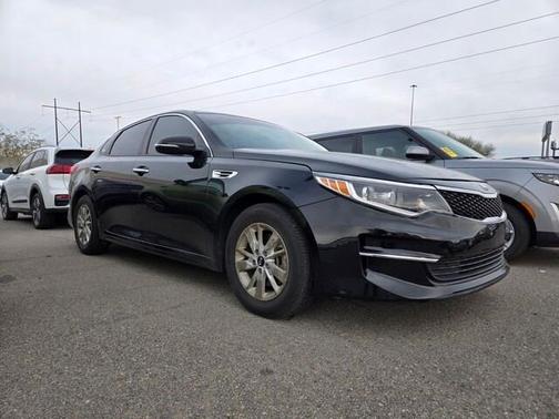 2017 Kia Optima LX
