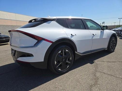 2025 Kia EV6 Wind