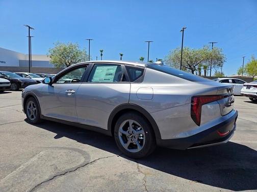 2025 Kia K4