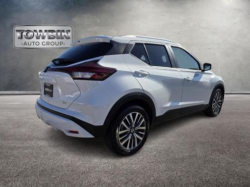 2021 Nissan Kicks SV