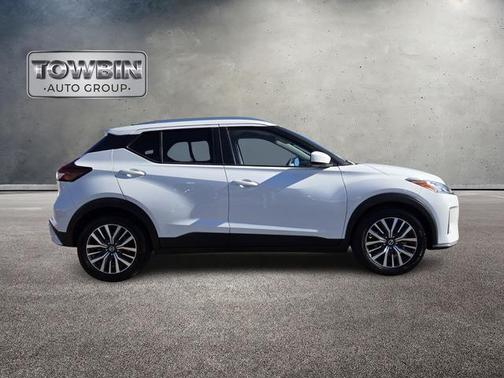 2021 Nissan Kicks SV