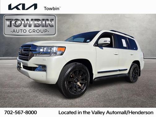 2018 Toyota Land Cruiser V8