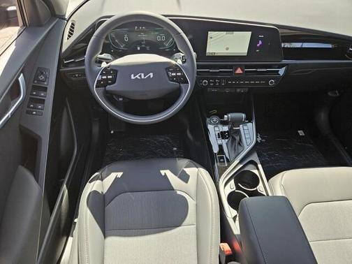 2025 Kia Niro EX