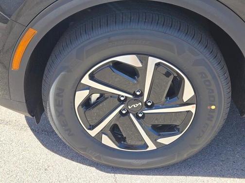 2025 Kia Sportage Hybrid LX