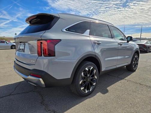2025 Kia Sorento EX