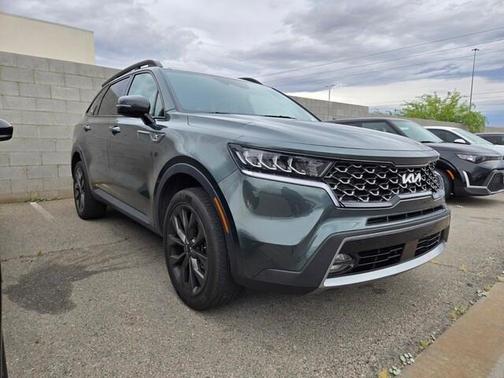 Green 2022 Kia Sorento X-Line EX