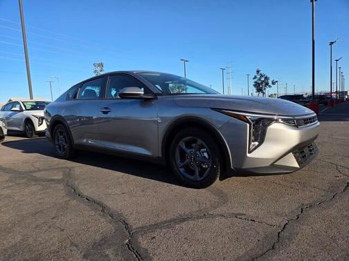 2025 Kia K4