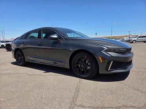 2026 Kia K5 LXS