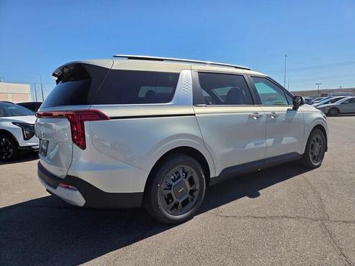 2026 Kia Carnival Hybrid EX