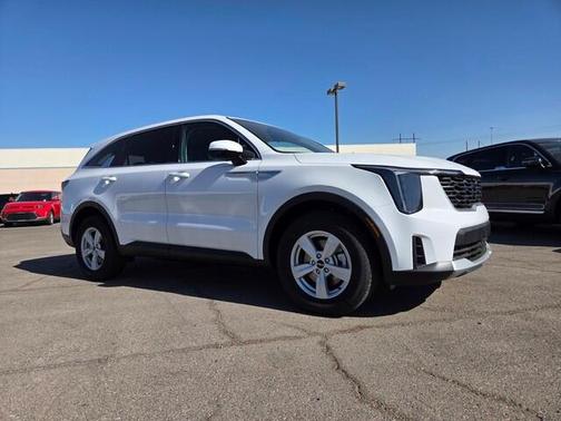 2026 Kia Sorento LX