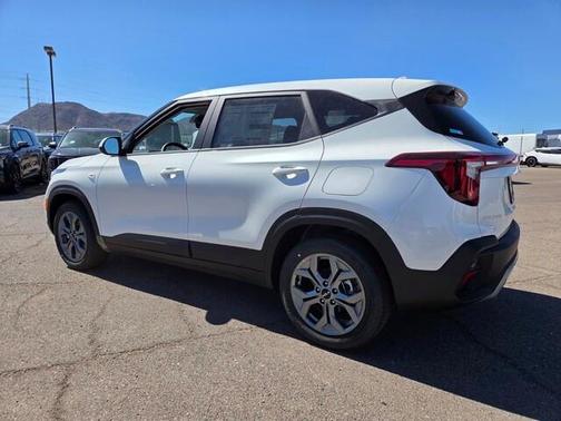 2026 Kia Seltos LX