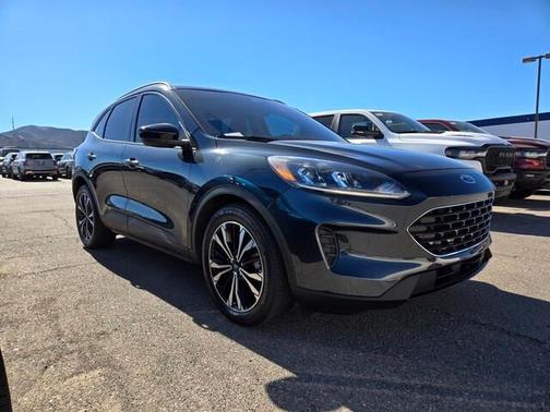 2022 Ford Escape SE