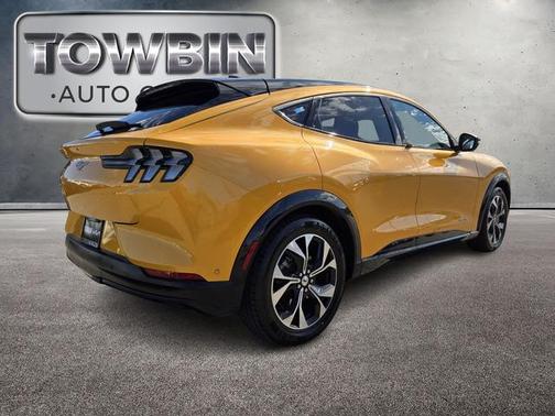 2022 Ford Mustang Mach-E Premium