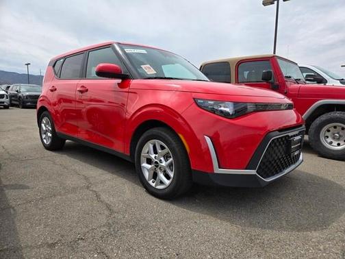 2024 Kia Soul LX
