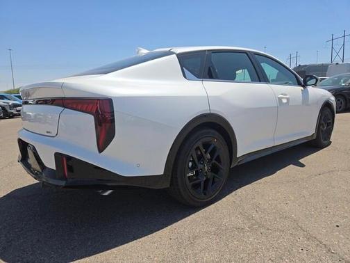 2025 Kia K4 GT-Line Turbo
