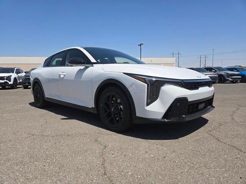 2025 Kia K4 GT-Line Turbo