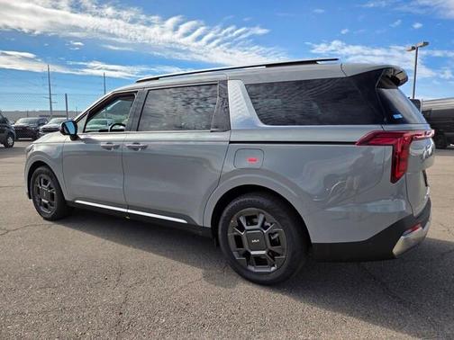 2026 Kia Carnival Hybrid SX