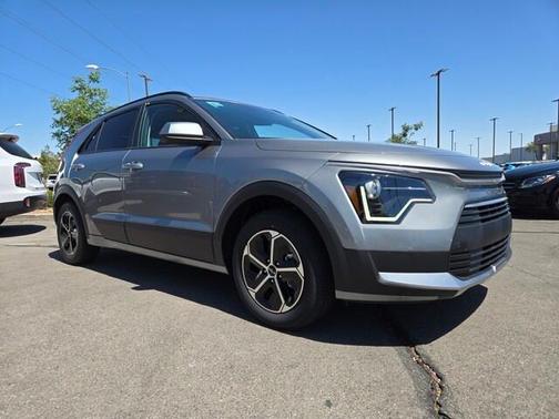 Gray 2026 Kia Niro LX