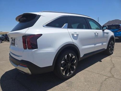 2025 Kia Sorento EX