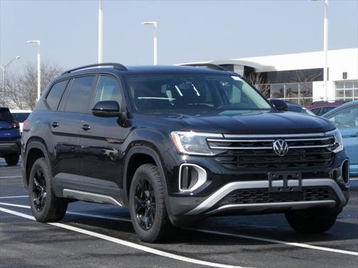 2025 Volkswagen Atlas 2.0T Peak Edition