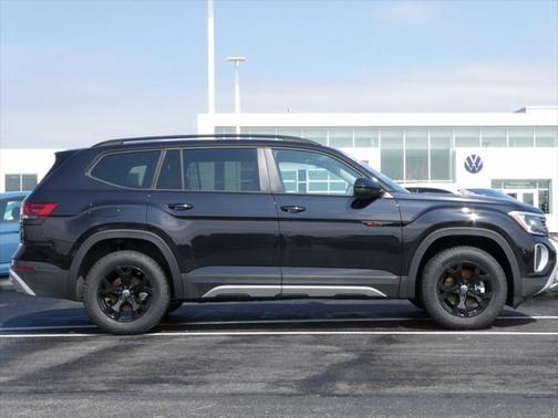 2025 Volkswagen Atlas 2.0T Peak Edition