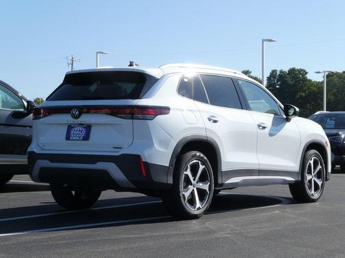 2025 Volkswagen Tiguan 2.0T SE 4MOTION
