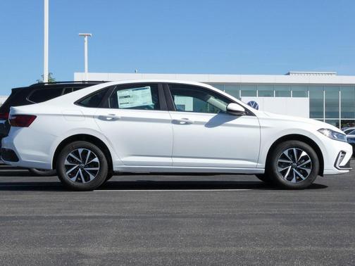 2025 Volkswagen Jetta 1.5T S