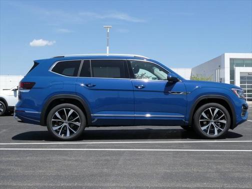 2025 Volkswagen Atlas 2.0T SEL Premium R-Line 4MOTION