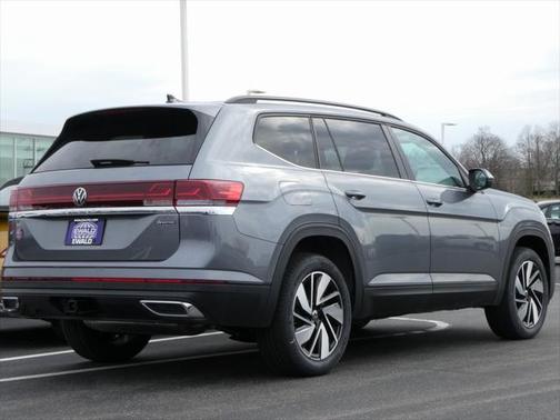 2025 Volkswagen Atlas 2.0T SE w/Technology 4MOTION