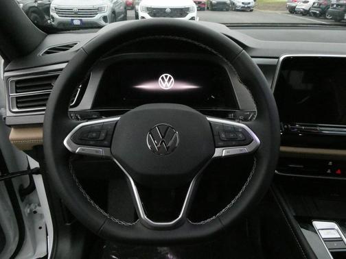 2026 Volkswagen Atlas Cross Sport 2.0T SE w/Technology 4MOTION