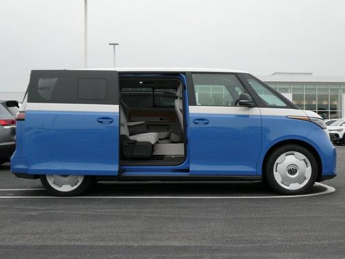 2025 Volkswagen ID. Buzz 1st Edition with 4MOTION